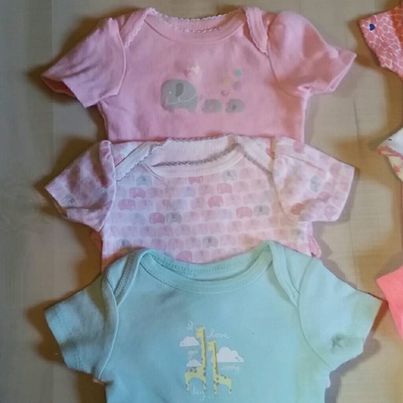 Newborn Onesies Girls - Picture 2 of 5